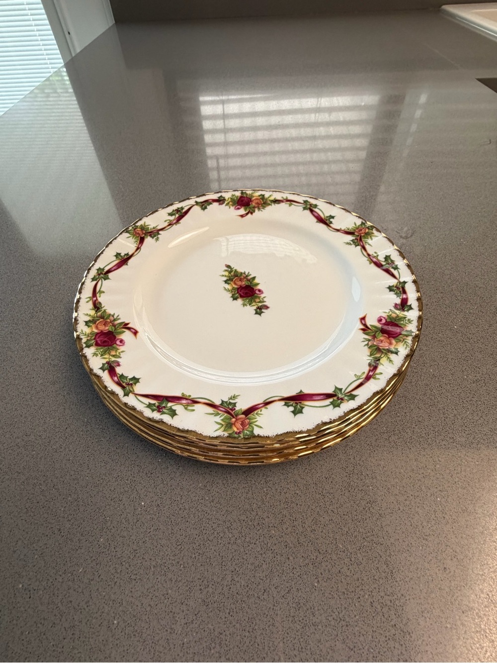 Royal Albert Old Country Roses Holiday Ribbons Salad Plates Set of 4 England